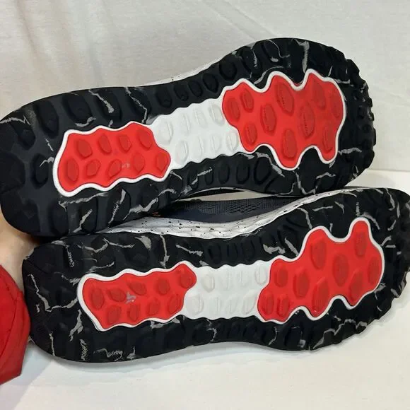 New Balance Mens Fresh Foam (Mtgarolg)V1 Trail Running Shoe Size